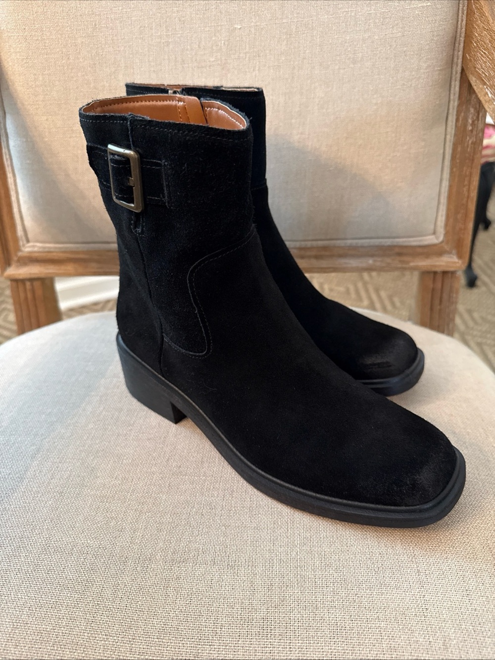 Franco Sarto L-Gillian Black Suede Moto Buckle Ankle Boots Size 9